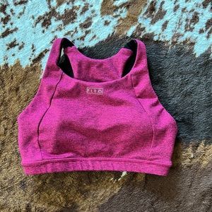 Small Fleo Jourdain sports bra